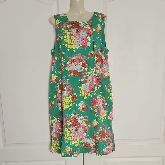 Floral Green Sleeveless Dress - Picture 2 of 16